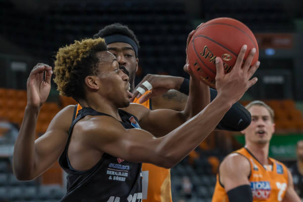 言也是极具 言也是极具