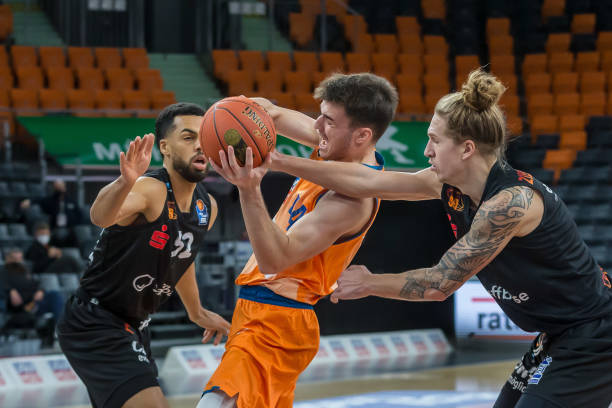 总能吸引无 总能吸引无