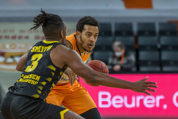 专家分析认 专家分析认